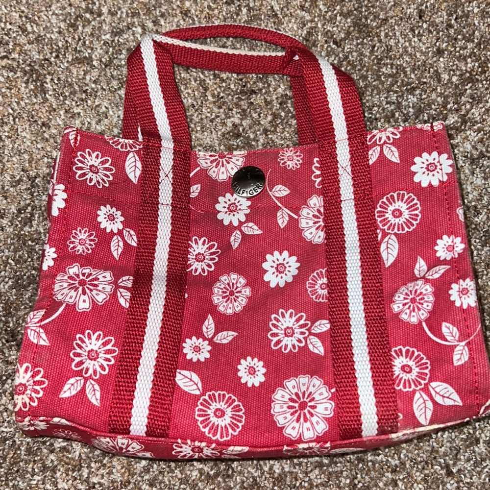 Tommy Hilfiger bag